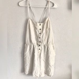 BCBG large white ropmer